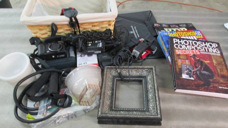 Canon G9 Camera, Photoshop books, A...