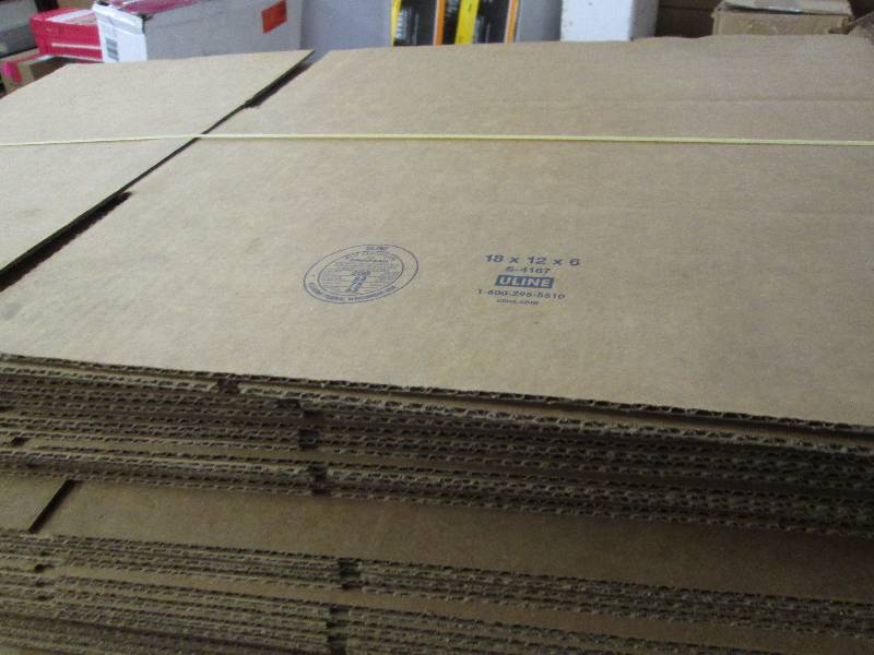 Lot of 24 Uline Boxes 18x12x6 inche...