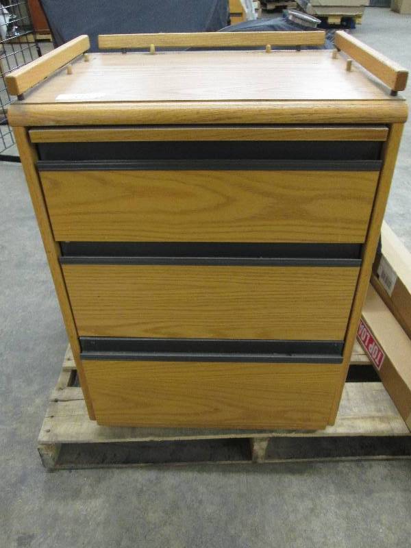 Rolling 3 Drawer Storage with pullo...