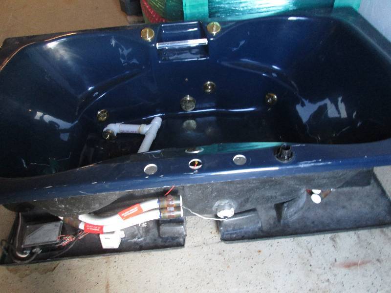 Navy Blue Whirlpool Bathtub 41.5W x...