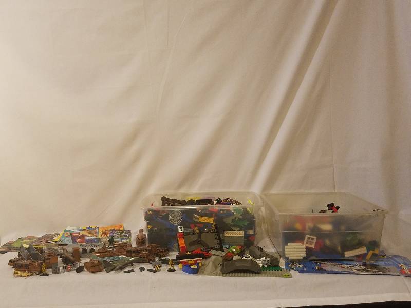 VINTAGE LEGOS