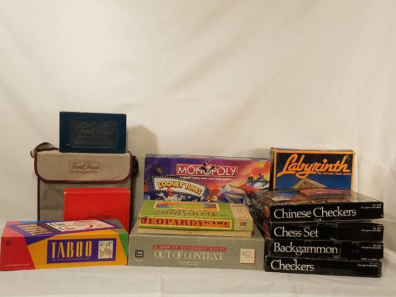 VINTAGE & COLLECTIBLE BOARD GAMES
