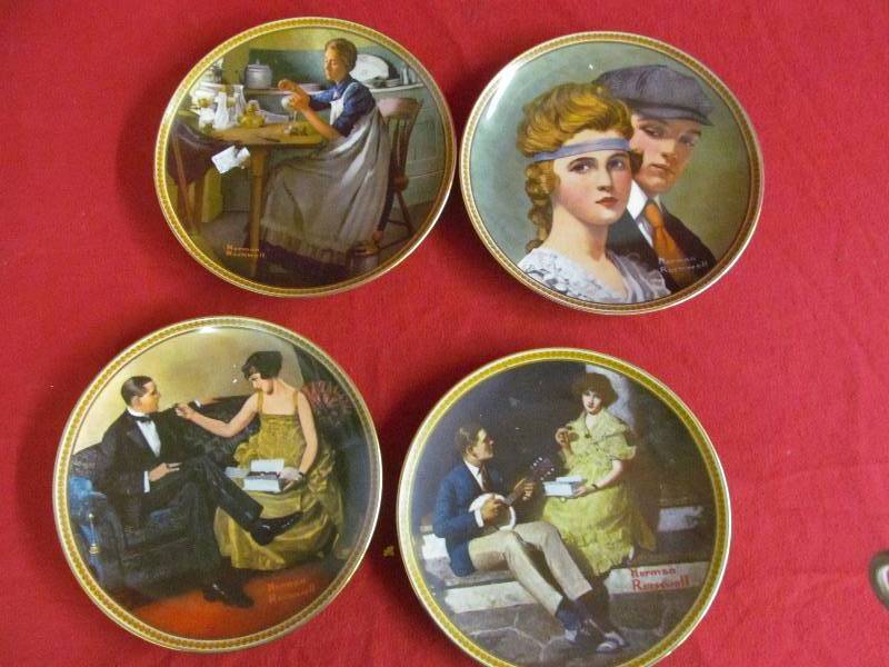 lot 66 image: Knowles collector plates