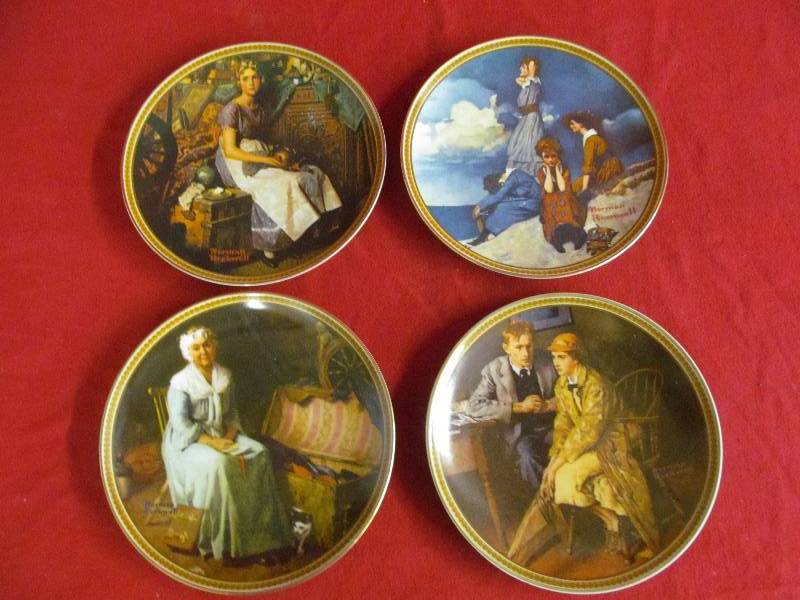 lot 67 image: Knowles collector plates