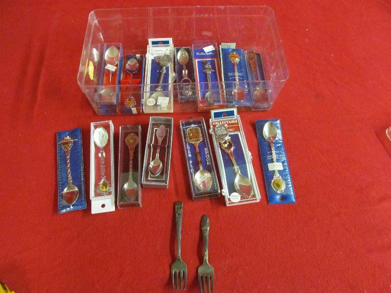 lot 109 image: Souvenir spoons