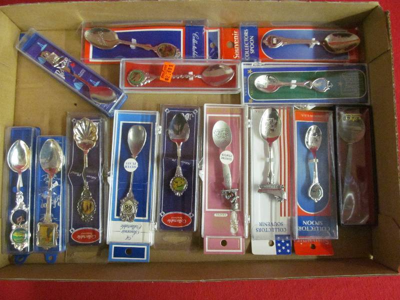 lot 112 image: Souvenir spoons