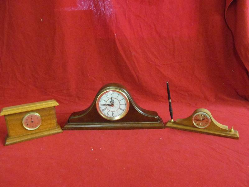 lot 134 image: vintage mantle clocks