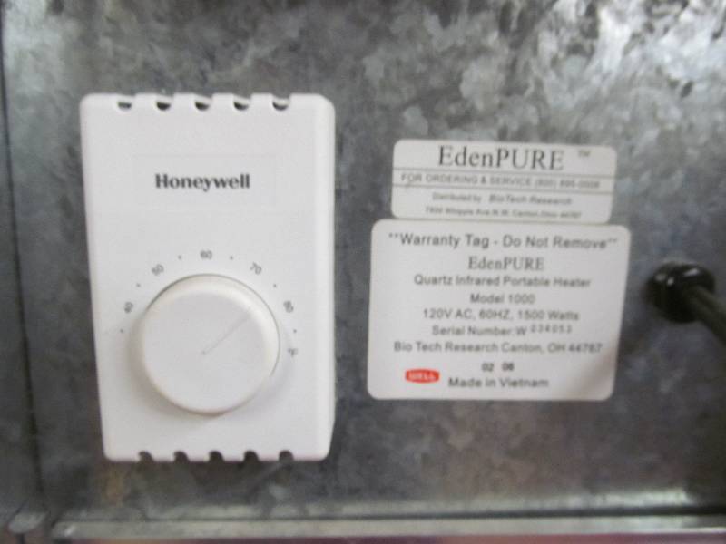 lot 159 image: Eden Pure Heater