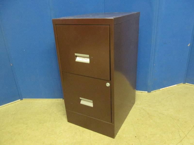 lot 207 image: file cabinet