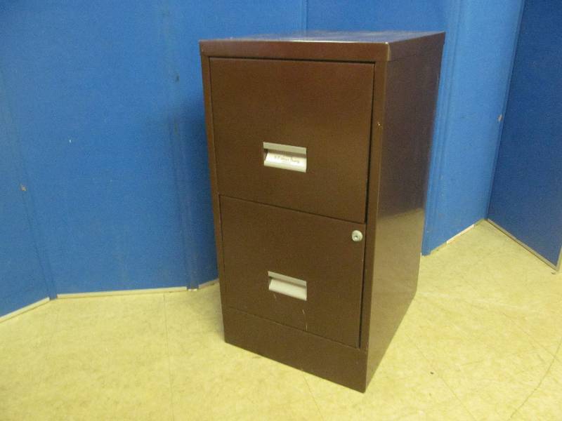 lot 208 image: file cabinet