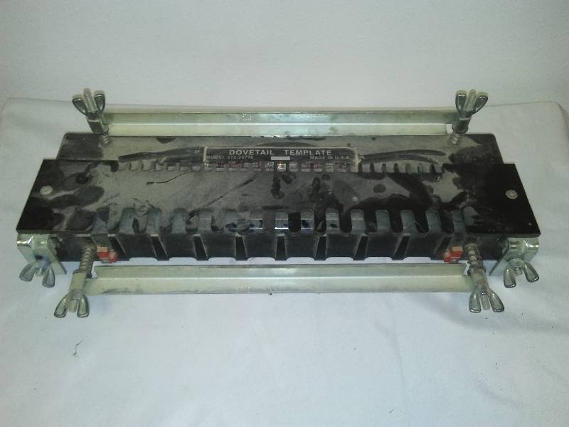 lot 26 image: Dovetail Woodworking template