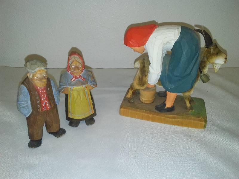 lot 57 image: Hard Carved and painted wood figurines, Scandinavian, Henning