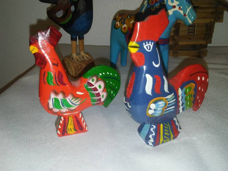 lot 59 image: Hand painted Scandinavian Folk Art (14 pieces)