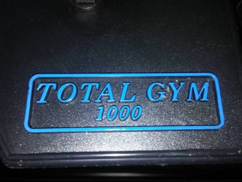lot 77 image: Total Gym 1000