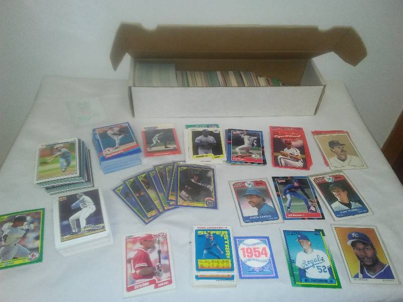 lot 111 image: 750 Cards, MLB Baseball, Evans, Bo Jackson, Superstar Mini Cards