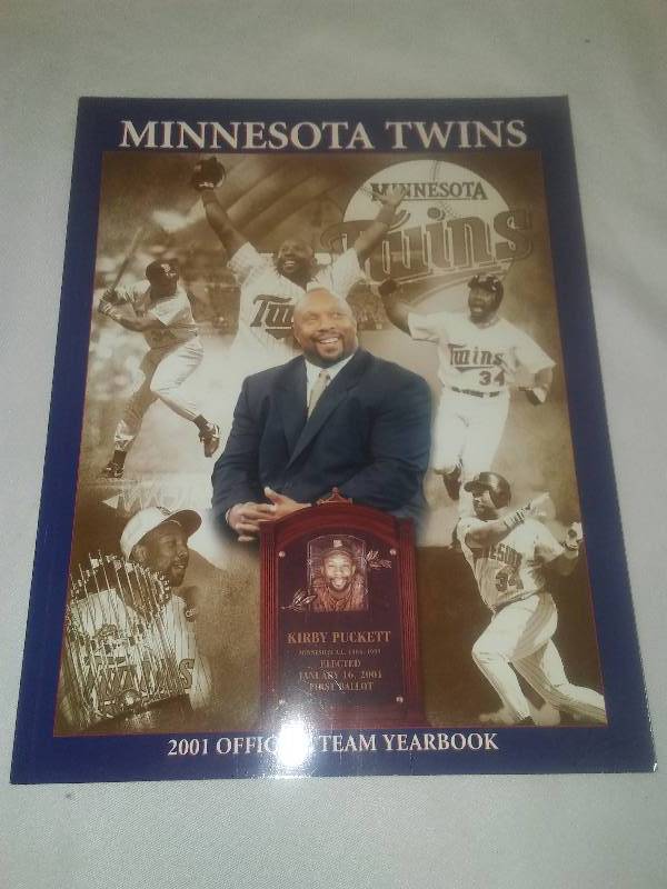 lot 126 image: Minnesota Twins 2001 Official Team Yearbook, Puckett Hall of Fame Cover