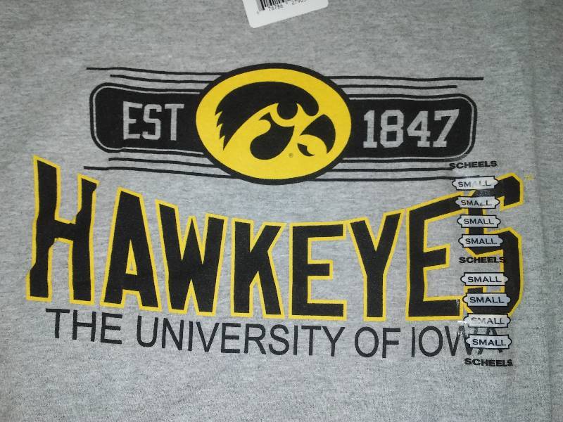 lot 150 image: University of Iowa, Hawkeyes adult Small, T-shirt
