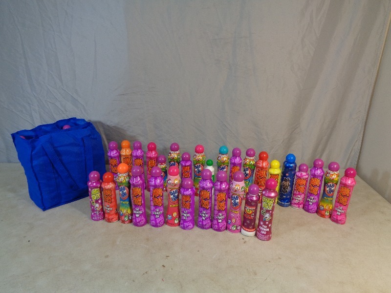 lot 11 image: 55 Assorted Bingo Dabbers
