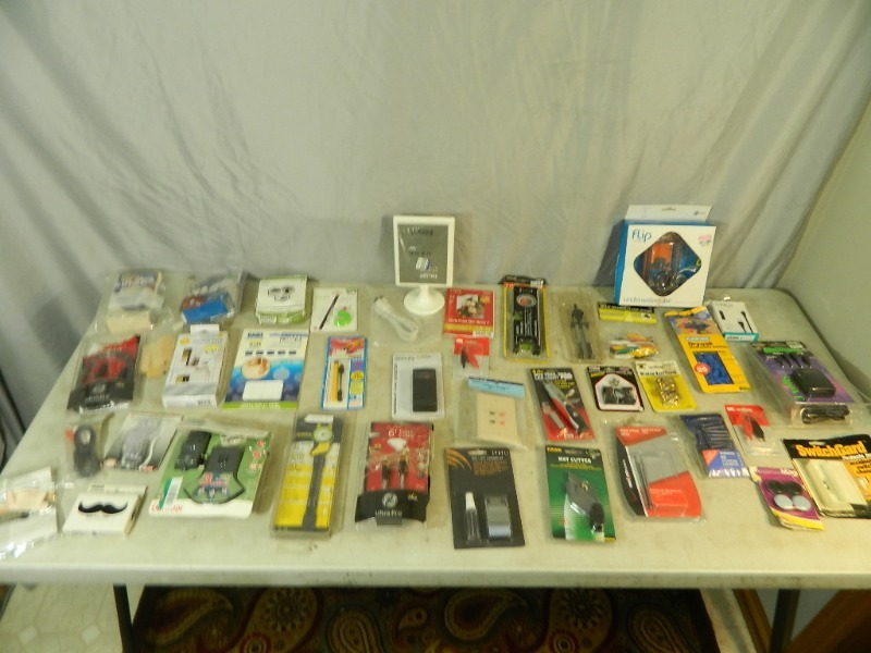 lot 47 image: Electronics, Tools, Etc
