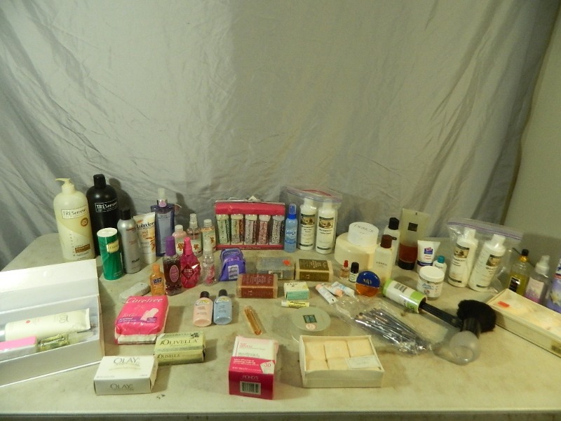 lot 72 image: Personal Products