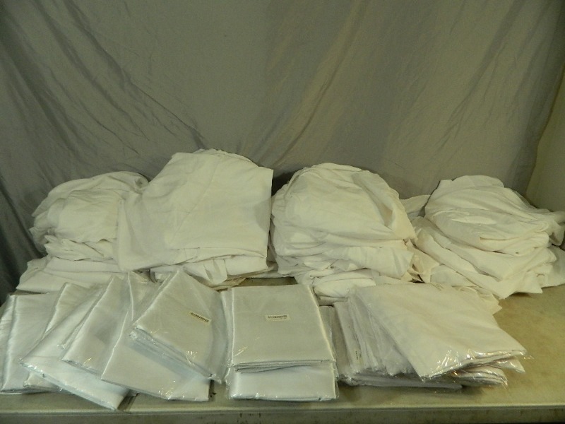 lot 94 image: 68 Assorted Chair Covers