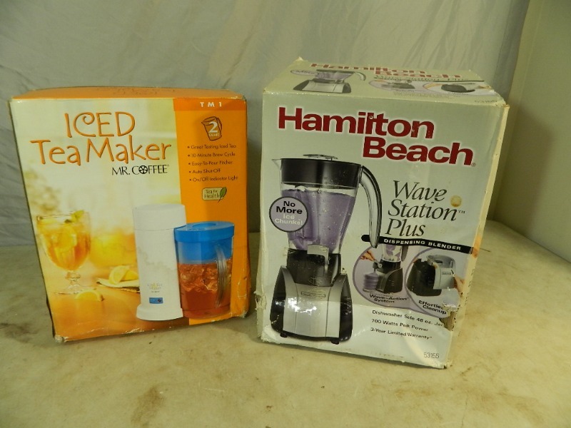 lot 186 image: Ice Tea Maker and Wave Station Plus Blender