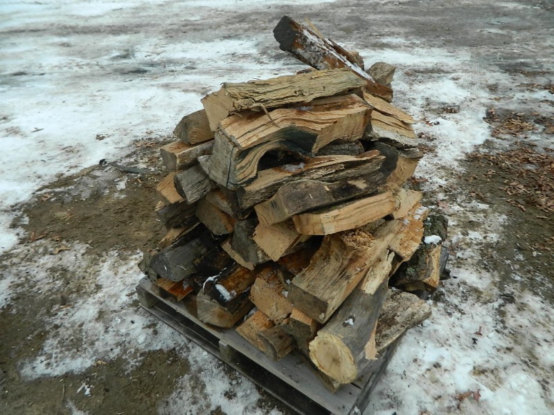 lot 5B image: Split Oak Firewood