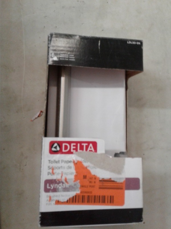 Delta 3 Piece Lyndall Collection,