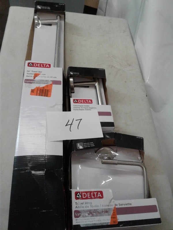 Delta 3 Piece Lyndall Collection,