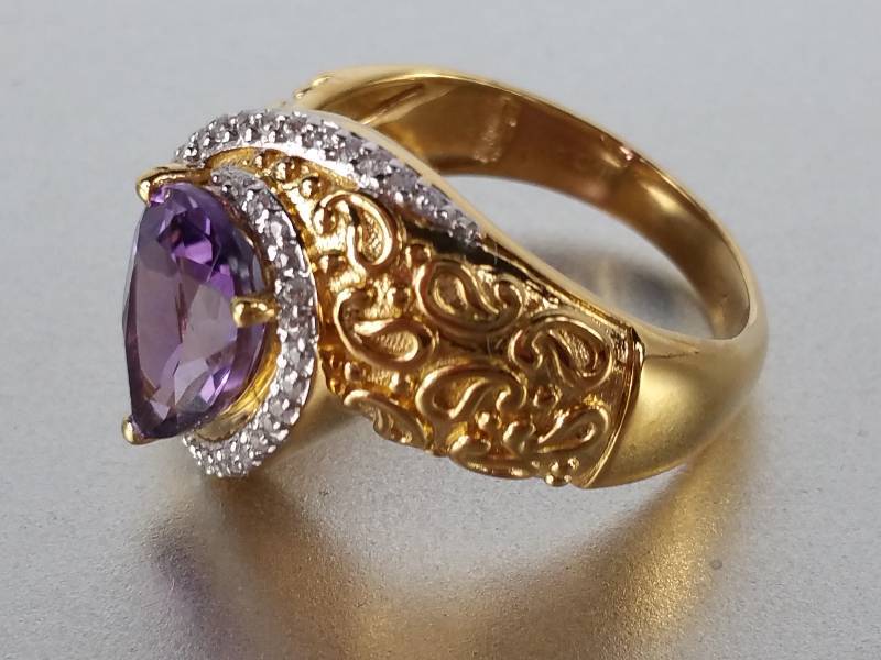lot 15 image: Amethyst Ring
