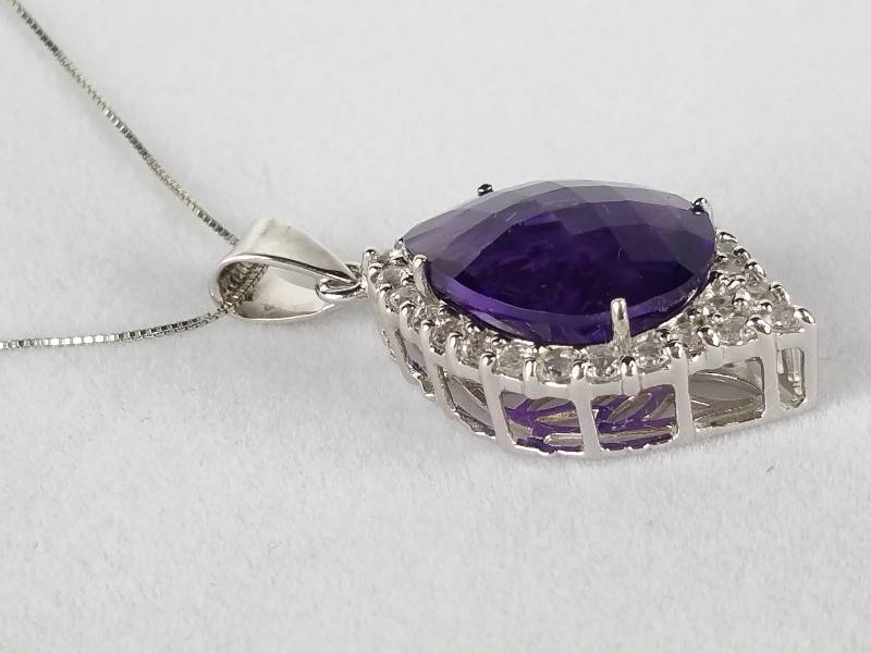 lot 20E image: Amethyst Necklace