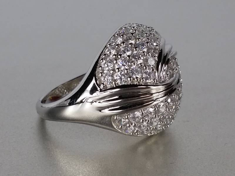 lot 27 image: White Sapphire Pave Ring