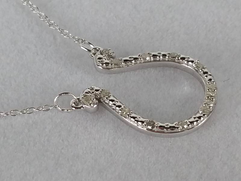 lot 37 image: Diamond Horseshoe Necklace