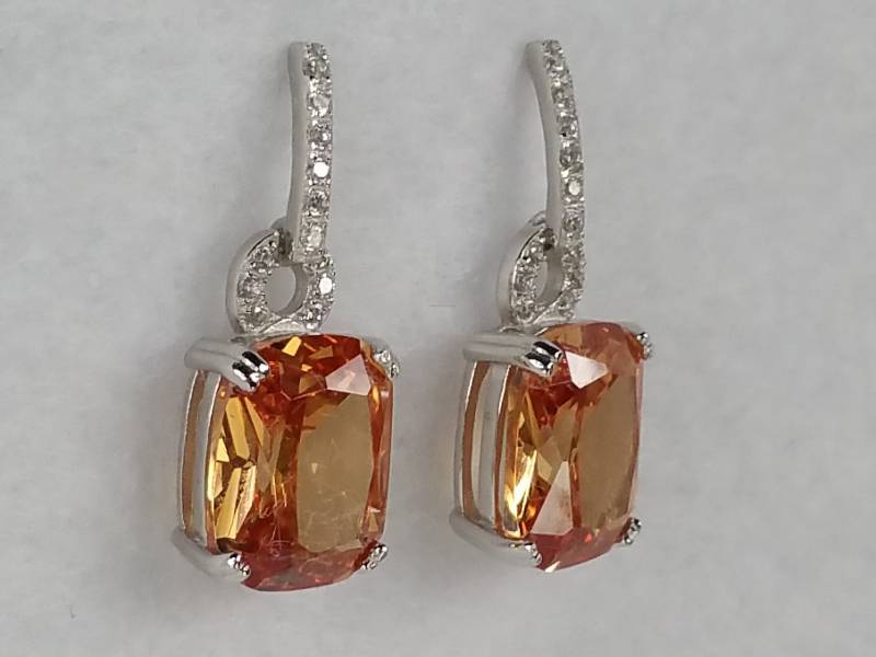 lot 66 image: Morganite Earrings