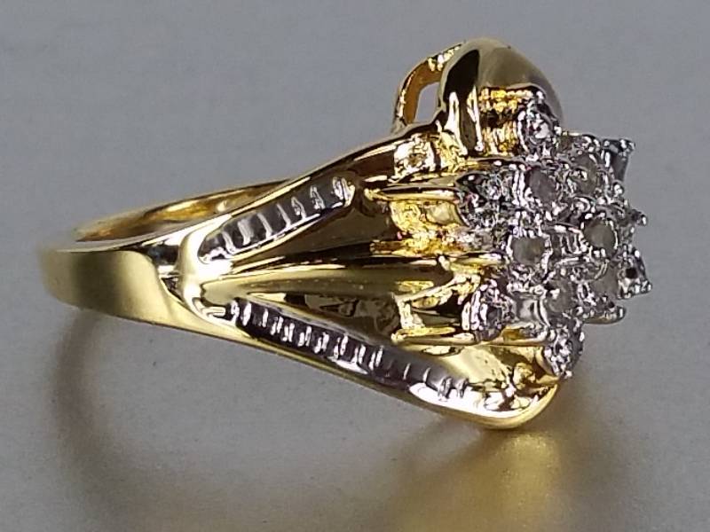 lot 70 image: Diamond Cluster Ring