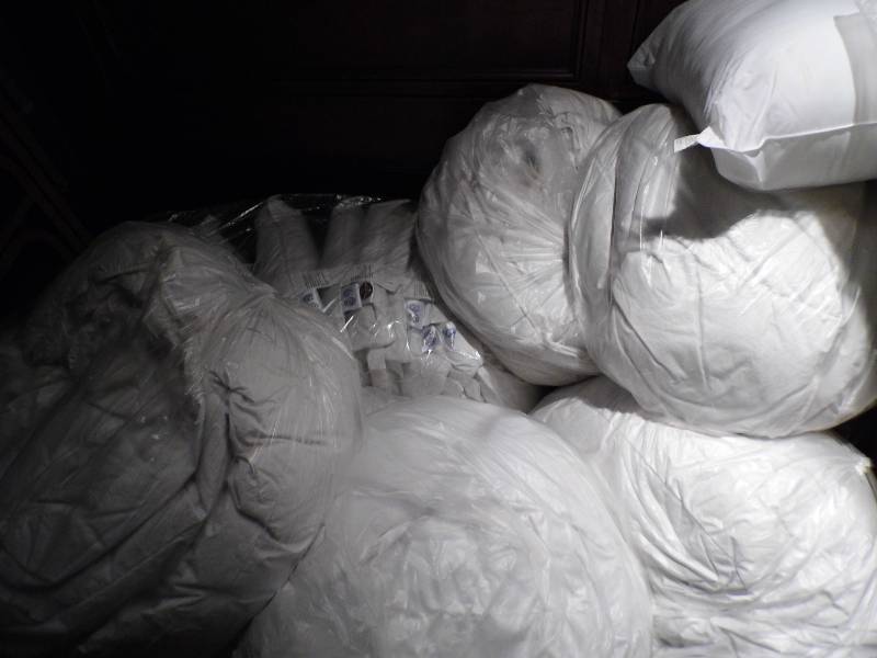 Used Pillows  Bedding