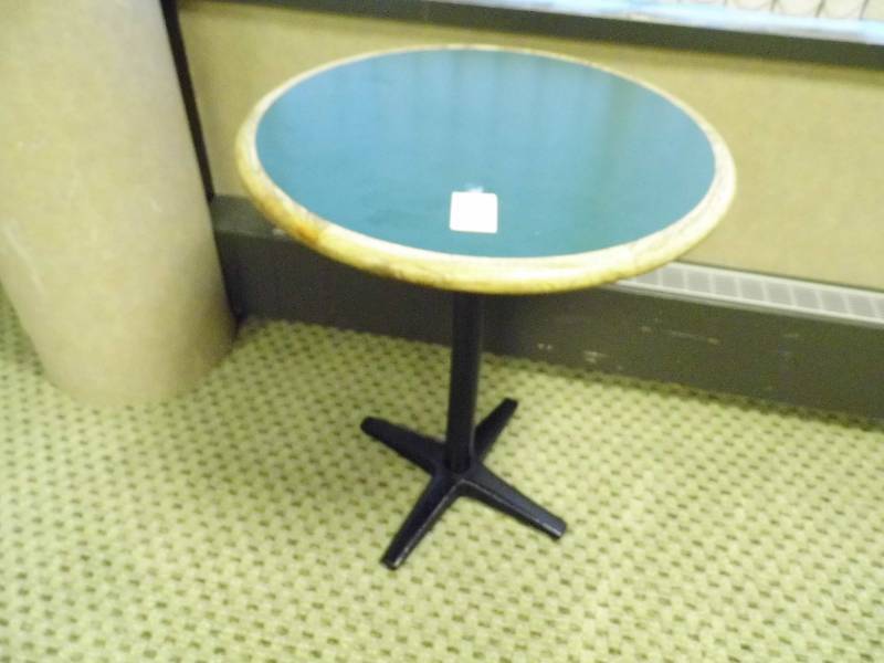 24 Round Table