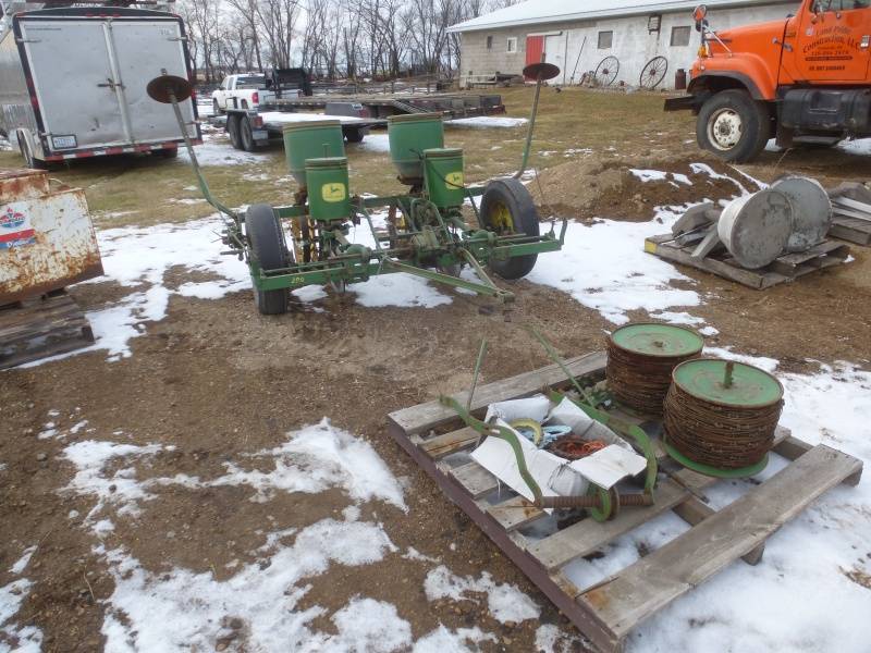 John Deere 290 Corn Planter