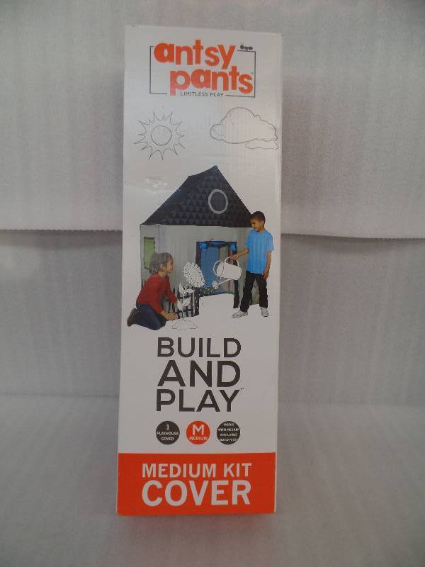 lot 13 image: Playhouse cover