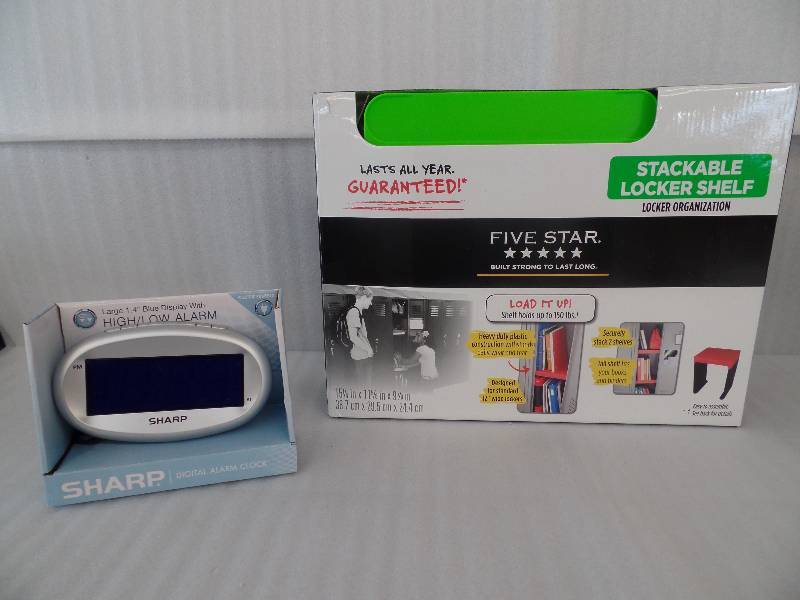 lot 54 image: School Supplies