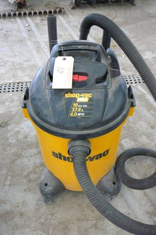lot 10 image: Shop Vac Pro 10 gal