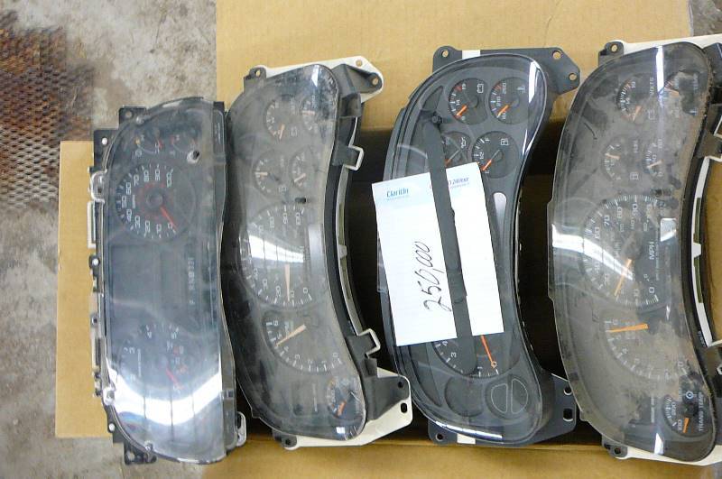 lot 82 image: Instrument Clusters