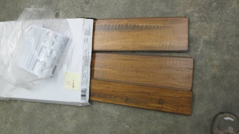 lot 1 image: 6 Cases Home Decorators Collection ...