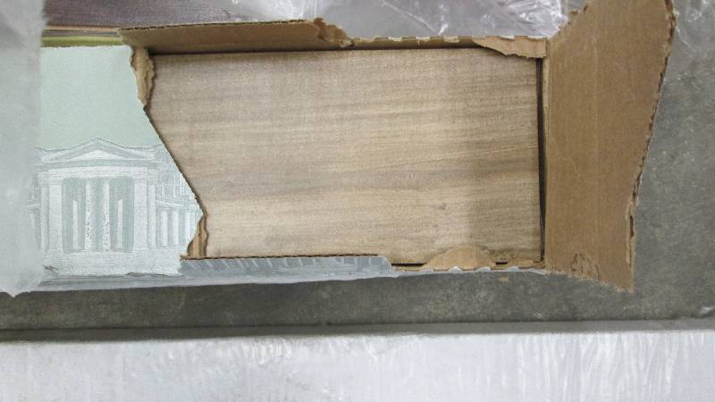 lot 8 image: 14 Cases Marazzi Montagna Soft Mapl...