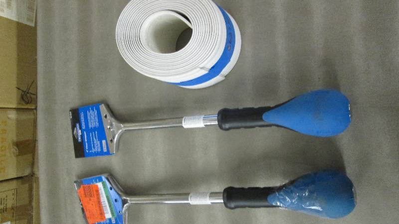 lot 35 image: Lot of 2 Personna 4 inch Floor Stri...