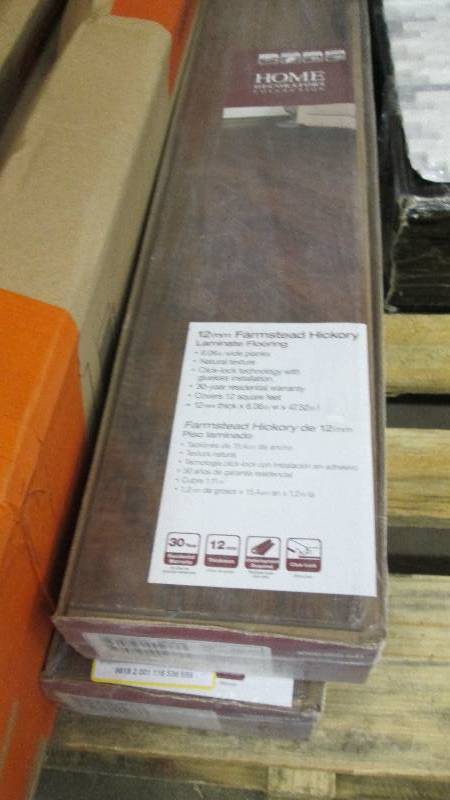 lot 96 image: 2 Cases Home Decorators Collection ...