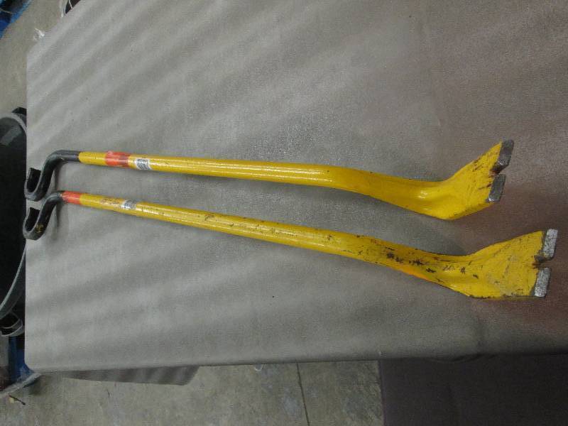 lot 210 image: Lot of 2 Dewalt Multi-Functional Ut...