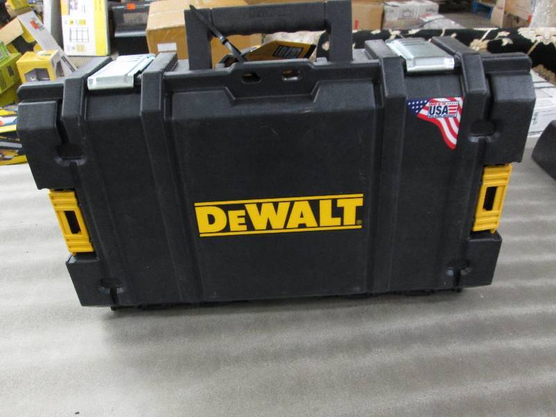 lot 226 image: Dewalt ToughSystem DS130 22 in. Too...