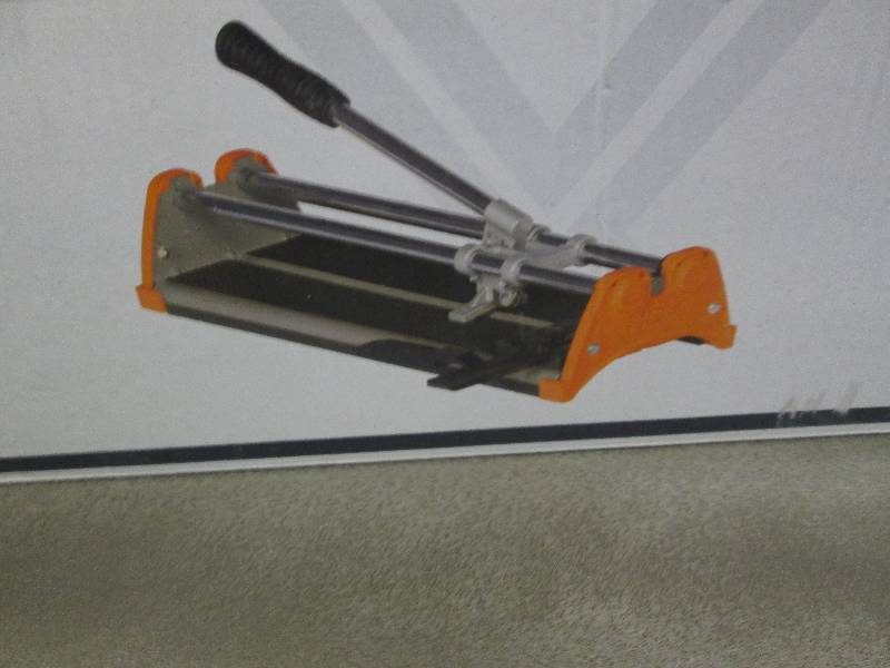 lot 232 image: HDX 14 in. Rip Ceramic Tile Cutter ...