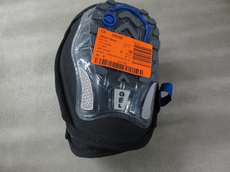 lot 245 image: McGuire-Nicholas 1.3 lb. Gel-Foam S...